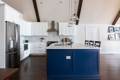 Inspiration for a modern kitchen remodel in Charlotte