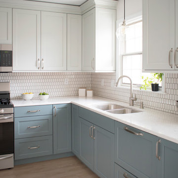 Classic Transitional Kitchen