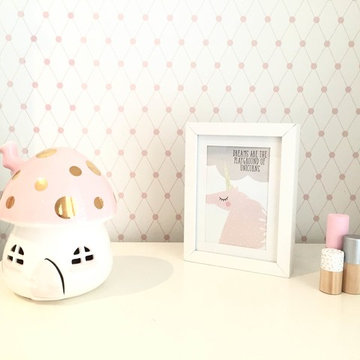 Pink and White Girls Bedroom Geometric Wallpaper