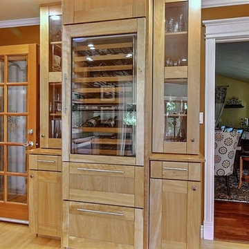 Amigo kitchen wine fridge with refrigerator drawers