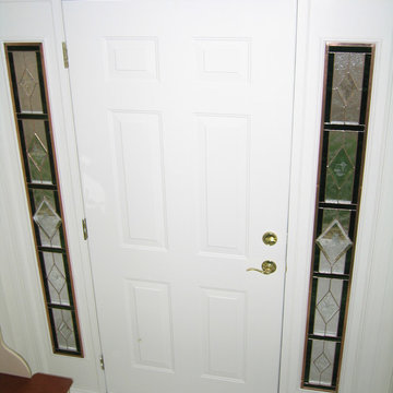 Samples of various designs and applications in Stained Glass.