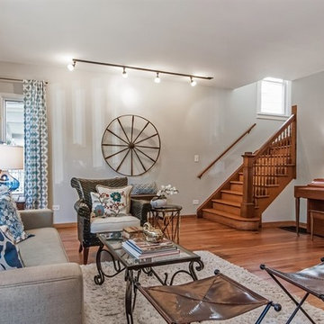 4925 N. Leavitt
