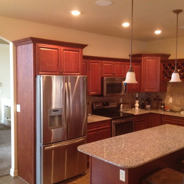 Franklin Nutmeg Kitchen Cabinets