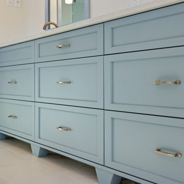 The Gulf Shores Residence - Beachfront Modern Living