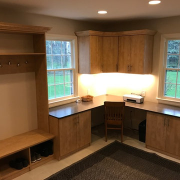 Laundry Room / Craft Room