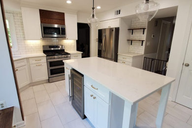 Example of a minimalist kitchen design in DC Metro