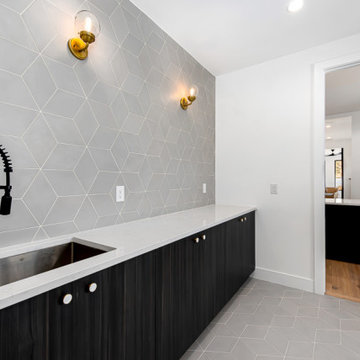 Ravenna Contemporary Dwelling