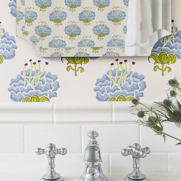 Wellesley Cape Bathroom