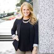 Caitlin Howell's photo
