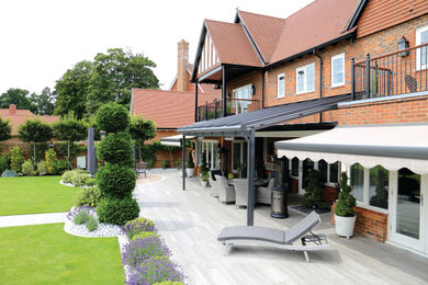 Inspiration for a contemporary veranda in Dorset.