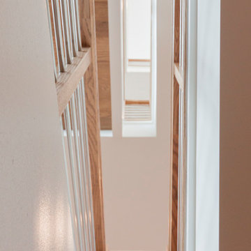 Project #48 | Contemporary Staircase with Warm Tones