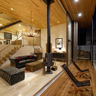 東京23区の大きいコンテンポラリースタイルのおしゃれな横庭のデッキ (張り出し屋根) の写真