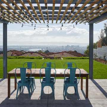 Oakland Hills Hideaway- View of Bay
