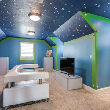 Buzz lightyear Themed room