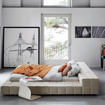 Squaring Penisola Platform Bed by Bonaldo