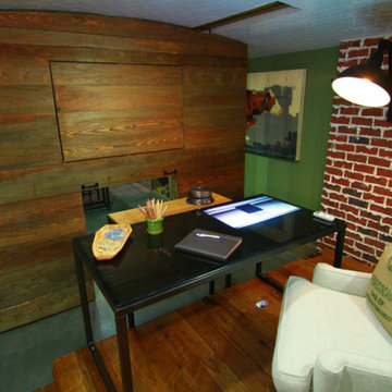 HGTV / DIY Network's Elbow Room Season 1