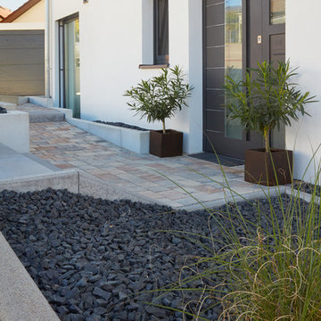 Neugestaltung eines Gartens im Hang Bereich