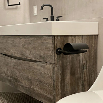 Redefining Space in a Compact Modern Bathroom