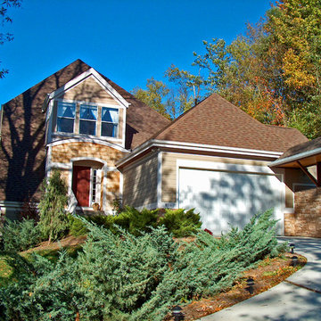 Craftsman Riverview Residence in Hebron, KY