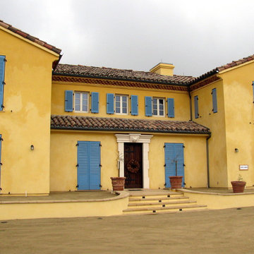 OJAI, French Riviera style, Lime wash paint.