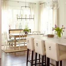 kitchen sitting area