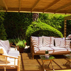 Lanai - Beach Style - Patio - Hawaii - by Archipelago Hawaii Luxury