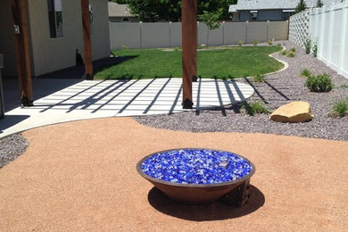 Example of a trendy patio design in Denver