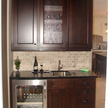 bar/beverage/serve area