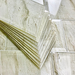 Abolos - Nature 4 in x 8 in Beveled Glass Subway Tile in Glossy Crema Marfil - Wall And Floor Tile