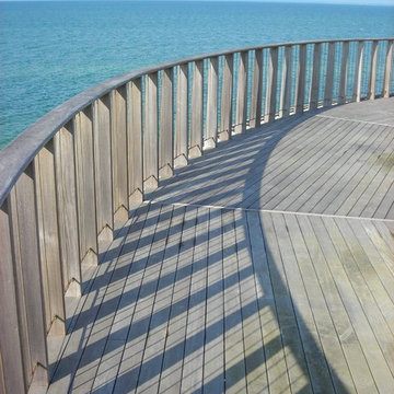Upper Level Deck