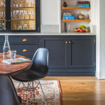 Drinks Room with Cocktail Cabinet