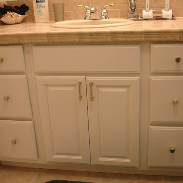 Belmont Maple Square Dove White