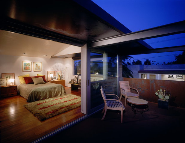 Industrial Bedroom by Ehrlich Yanai Rhee Chaney Architects