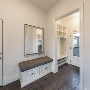 Edmonton Strathearn - Interior Renovation