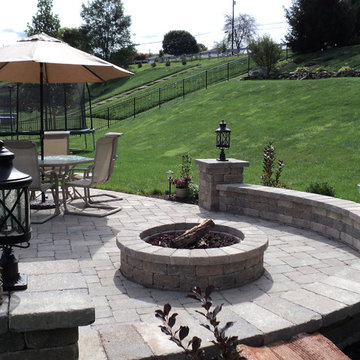 Hot Tub Patio with Fire Pit Area