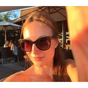 Caroline Kns foto