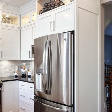 Custom built kitchen cabinetry & ornamentation