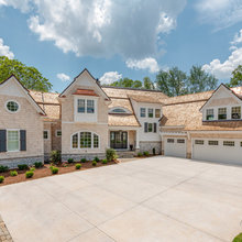 CUSTOM HOME BUILDERS