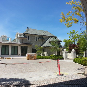 Fond Du Lac Limestone Facing with Crema Luna Limestone Trim