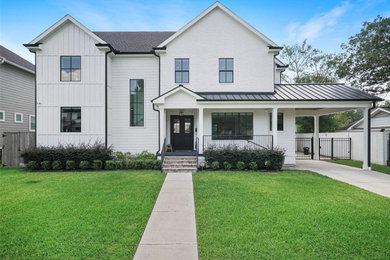 Design ideas for a traditional home in Houston.