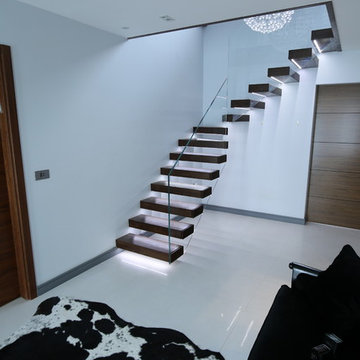 Floating staircases
