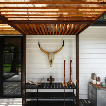 Steel & Cedar: A Stunning Pergola Takes Center Stage