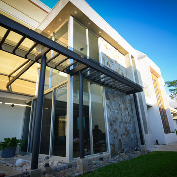 Bridge Residence