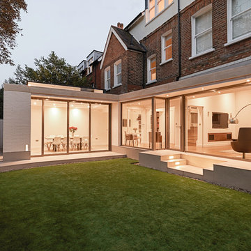Contemporary Glass Extension for Family Home