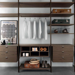 CLOSETS - Bedroom Furniture