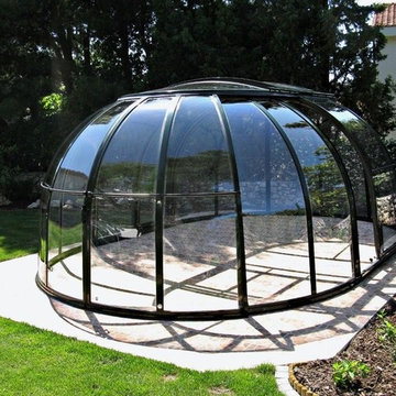 Retractable Spa and Hot Tub Enclosures