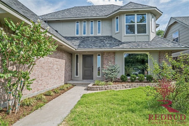 Traditional exterior home idea in Oklahoma City