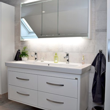 Badrum med bad & dusch