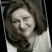Linda Jones's photo