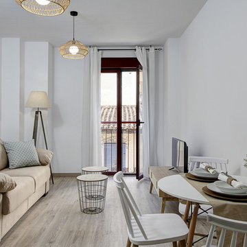 Apartamento con terraza en Alhamar